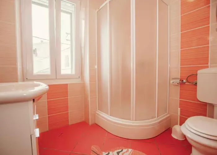 Toncica Божава