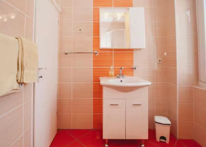 Toncica Apartment Bozava